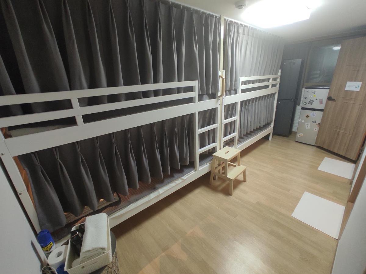 Y's House Affittacamere 2*