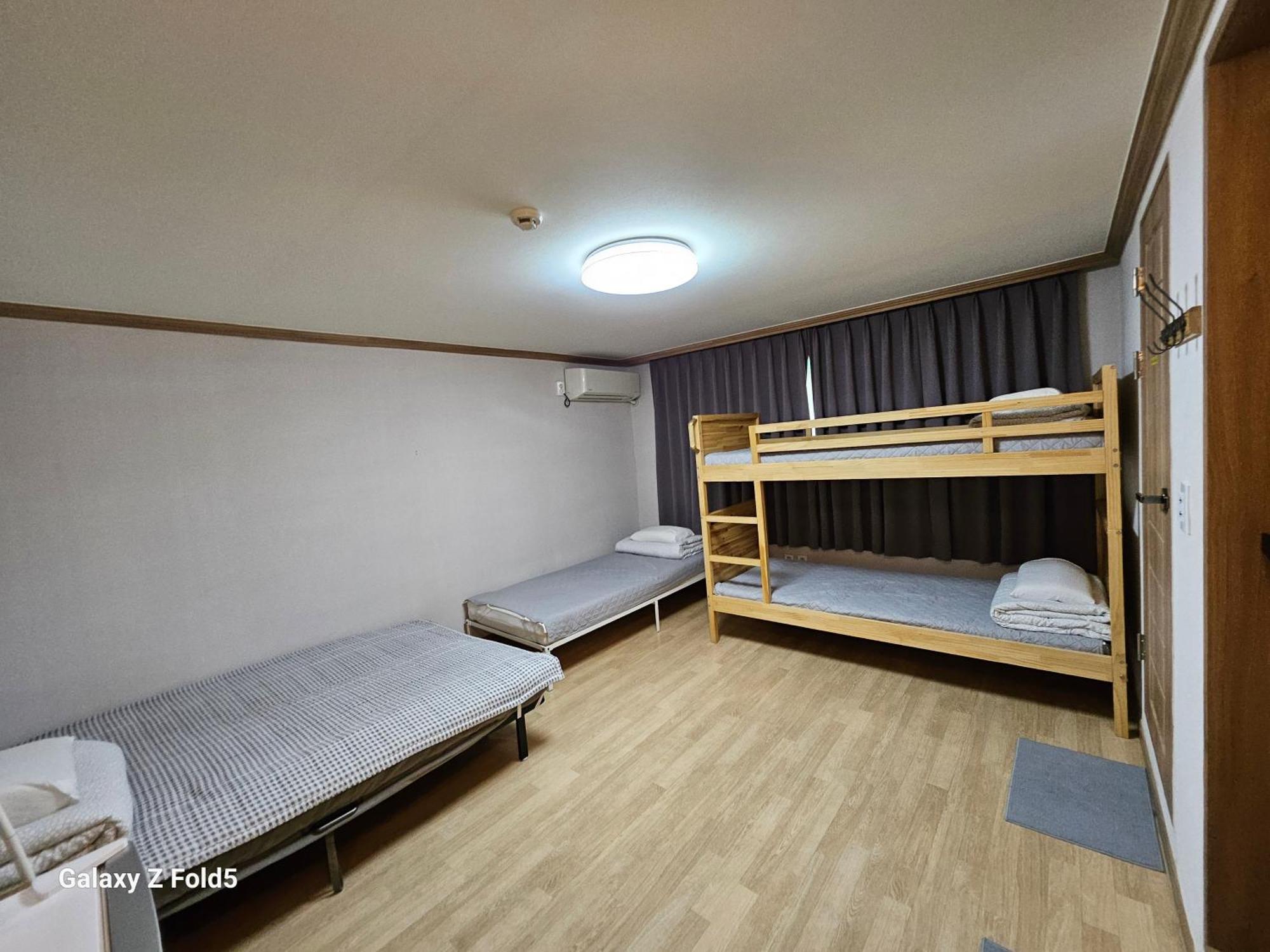 Y's House Affittacamere Seul